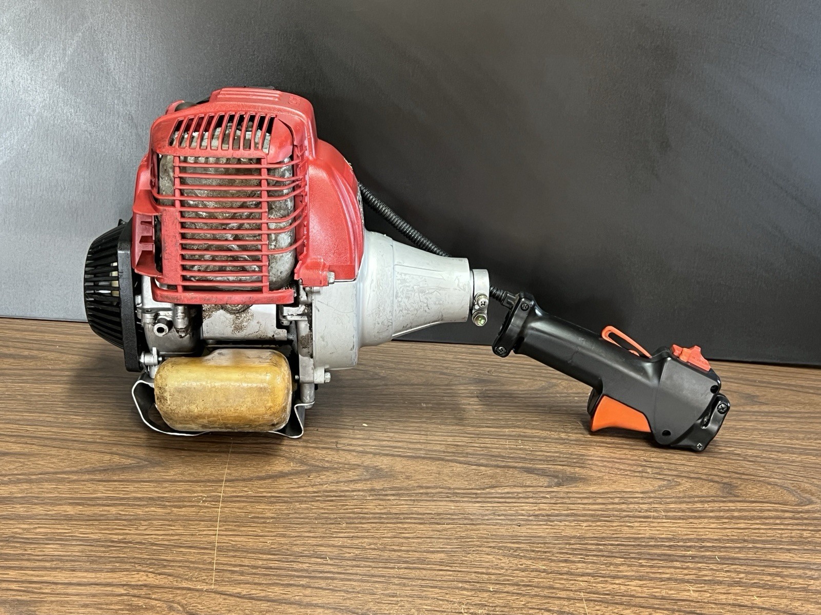 HONDA HHT-31 String Trimmer 31cc Engine Powerhead STARTS RUNS READ NOTES GX31