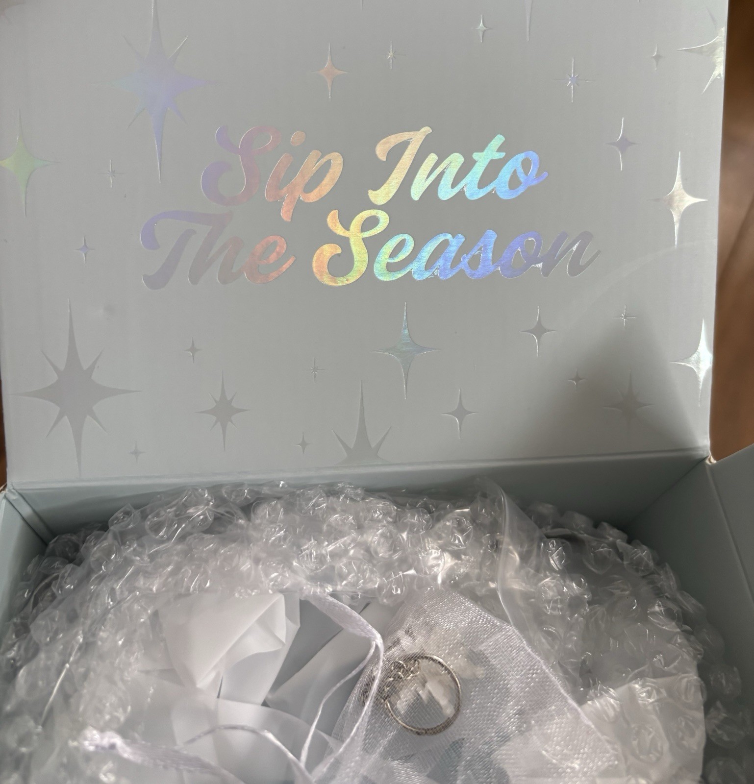 New Box SWIG Soda 44oz Tumbler 2025 Straw Cup Snowflake Glacier Icy Blue Winter