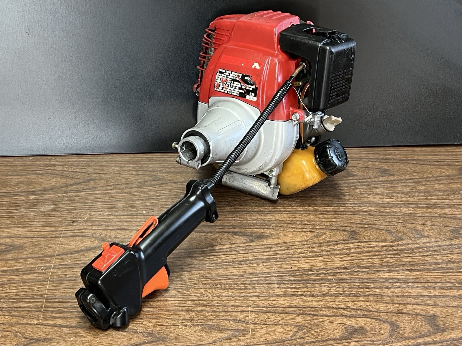 HONDA HHT-31 String Trimmer 31cc Engine Powerhead STARTS RUNS READ NOTES GX31