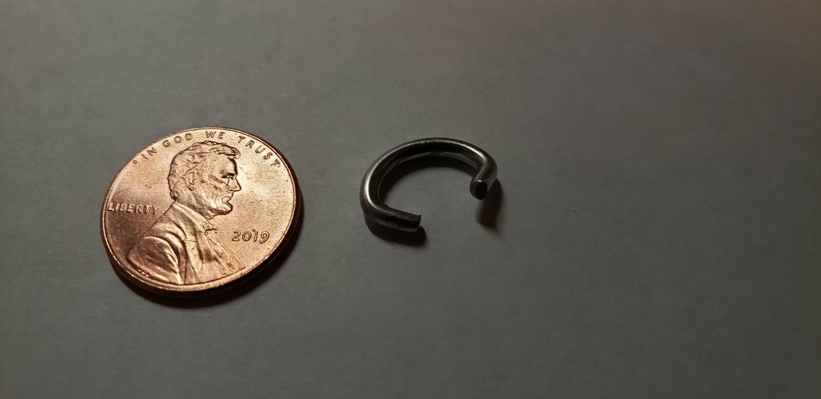 Galvanized OR Stainless Steel 3/8″ – 1/2″ Blunt Tip Hog Rings. Qty. 100 or 1 Lb