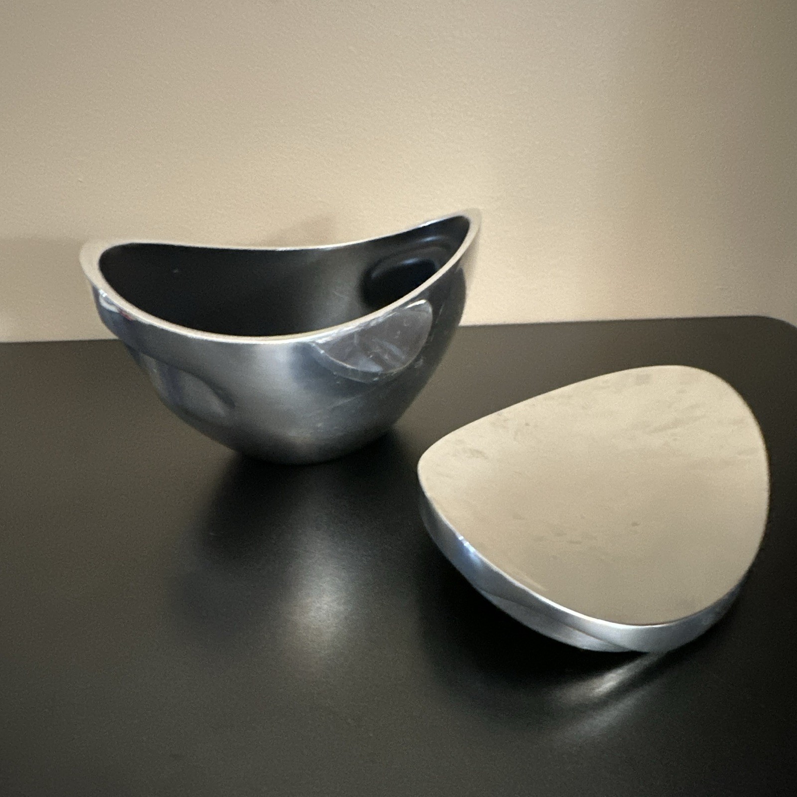 Nambé MT0100 Modern Bowl Set w/ Lid, Shiny Silver/Black Metal, 2008