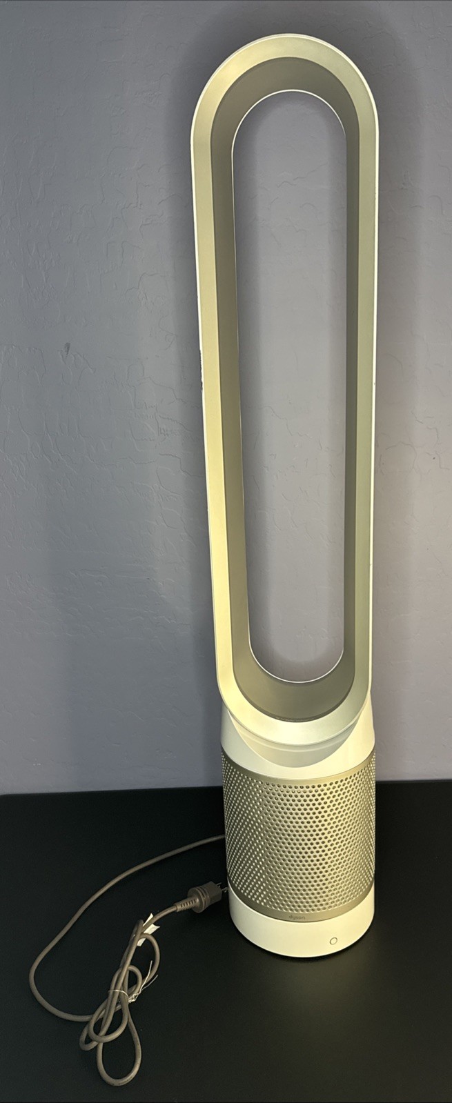 Dyson AM11 Pure Cool HEPA Air Purifier Tower Fan White