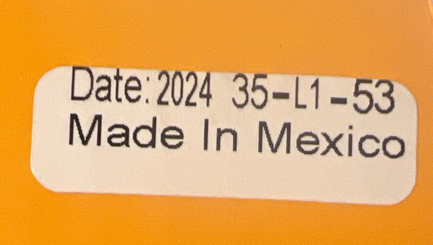 BRAND NEW DEWALT DCB324-4 20V MAX 4 Ah and 2 Ah Batteries (2-DCB204 & 2-DCB203)