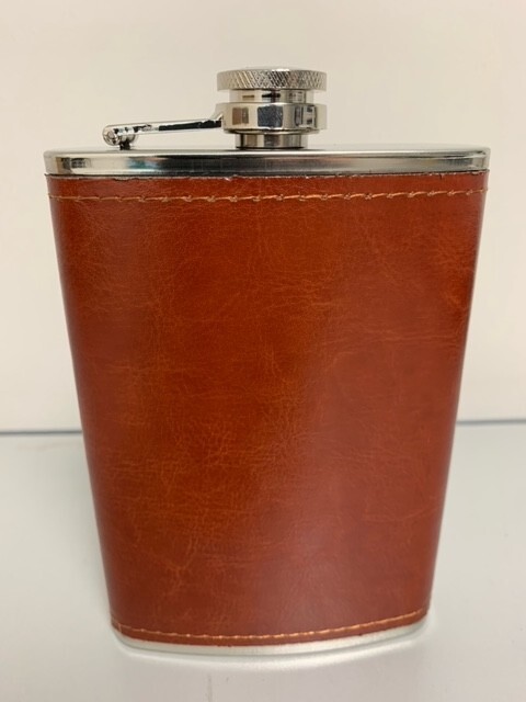 Leather Bound 9oz Stainless Steel Flask – Brand New – in the box