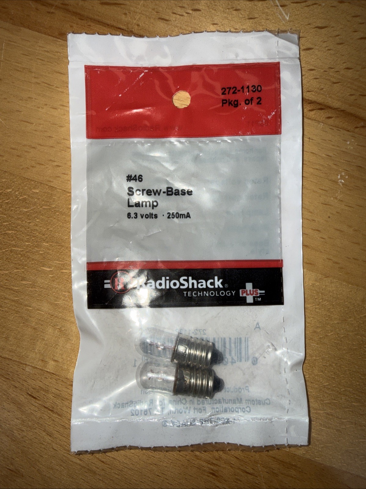 Radio Shack 272-1130 2-pk #46 Screw-Base Lamp 6.3 volts – 250mA Pkg. of 2