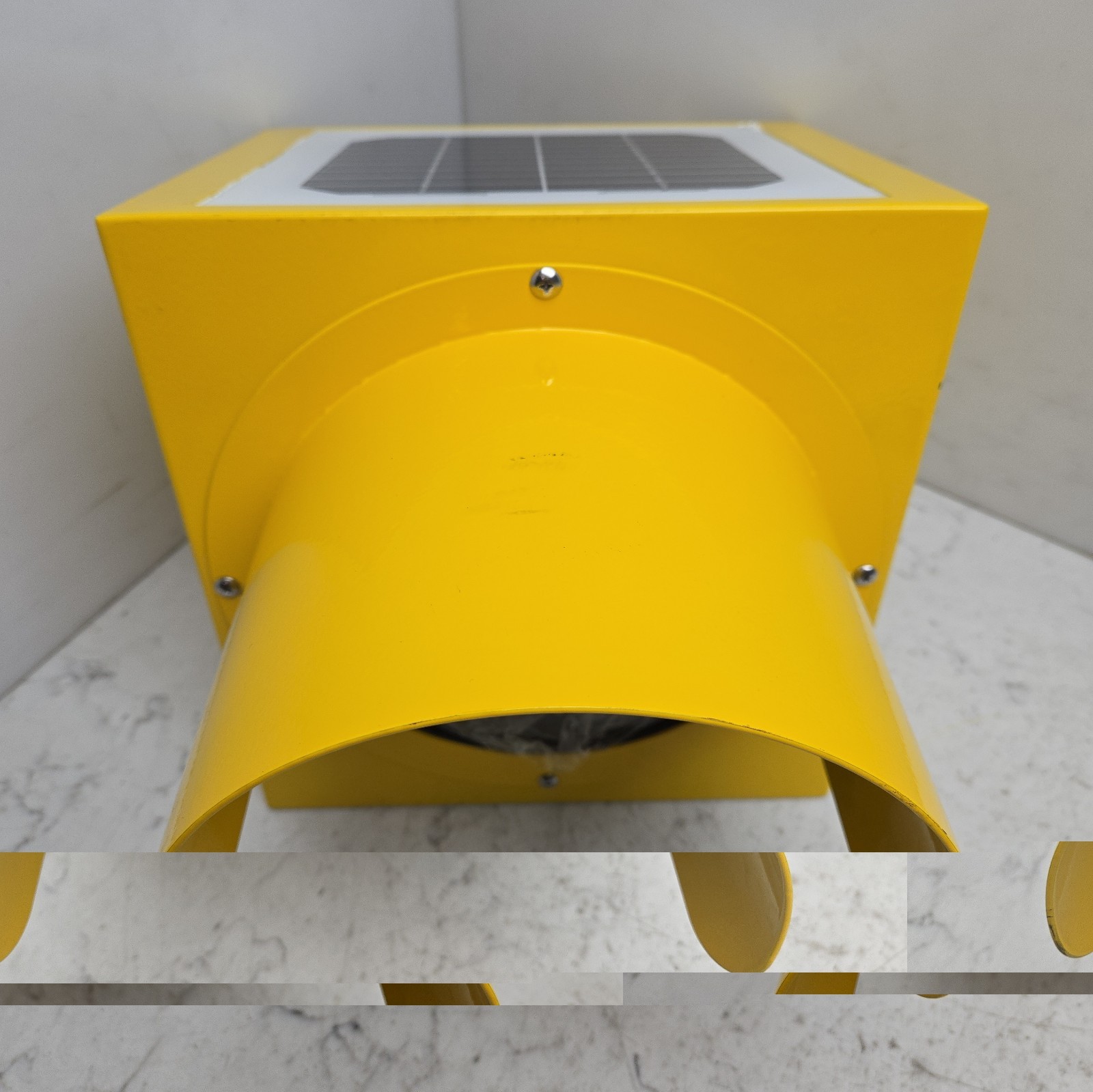 Lumastrobe 8″ Led Traffic Light Solar See Pictures Read Description