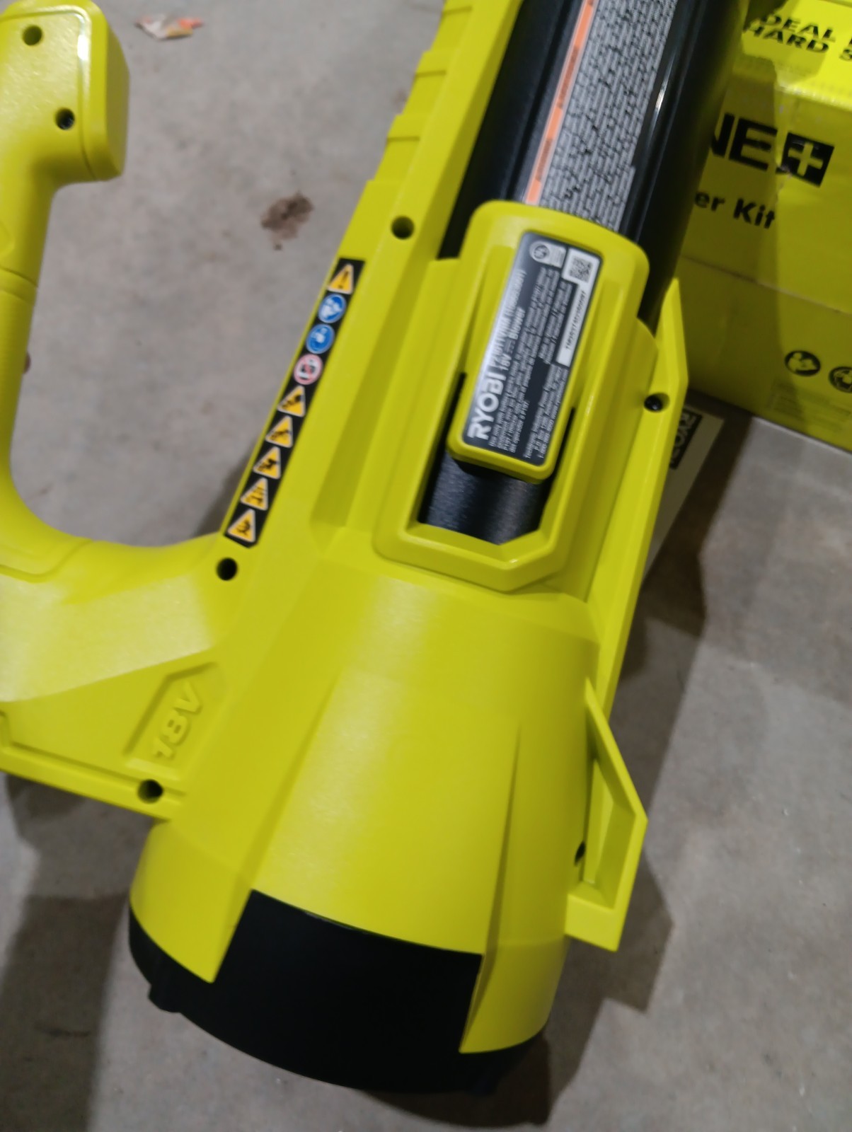 RYOBI 18V 90MPH 250CFM Cordless Battery Leaf Blower – Tool Only – Used Lightly