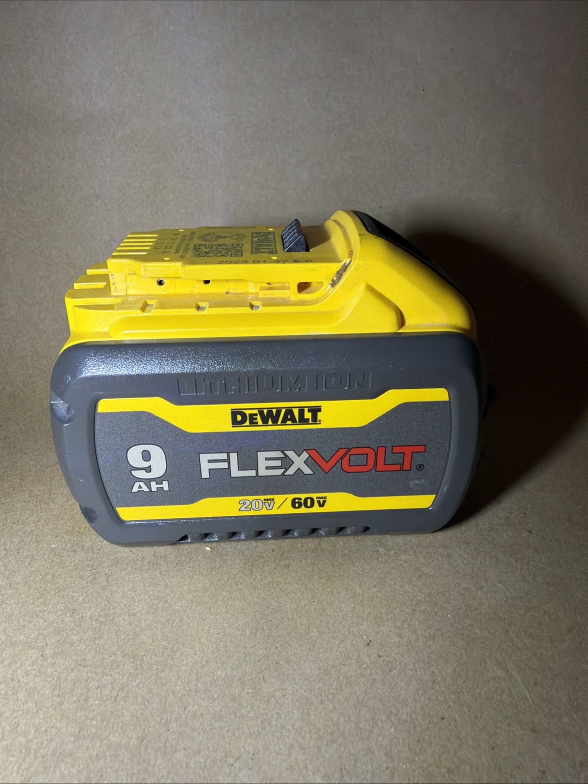 2023 DeWalt 9ah Flexvolt Battery 20/60v Lithium Ion For Parts Or Repair 9 Ah