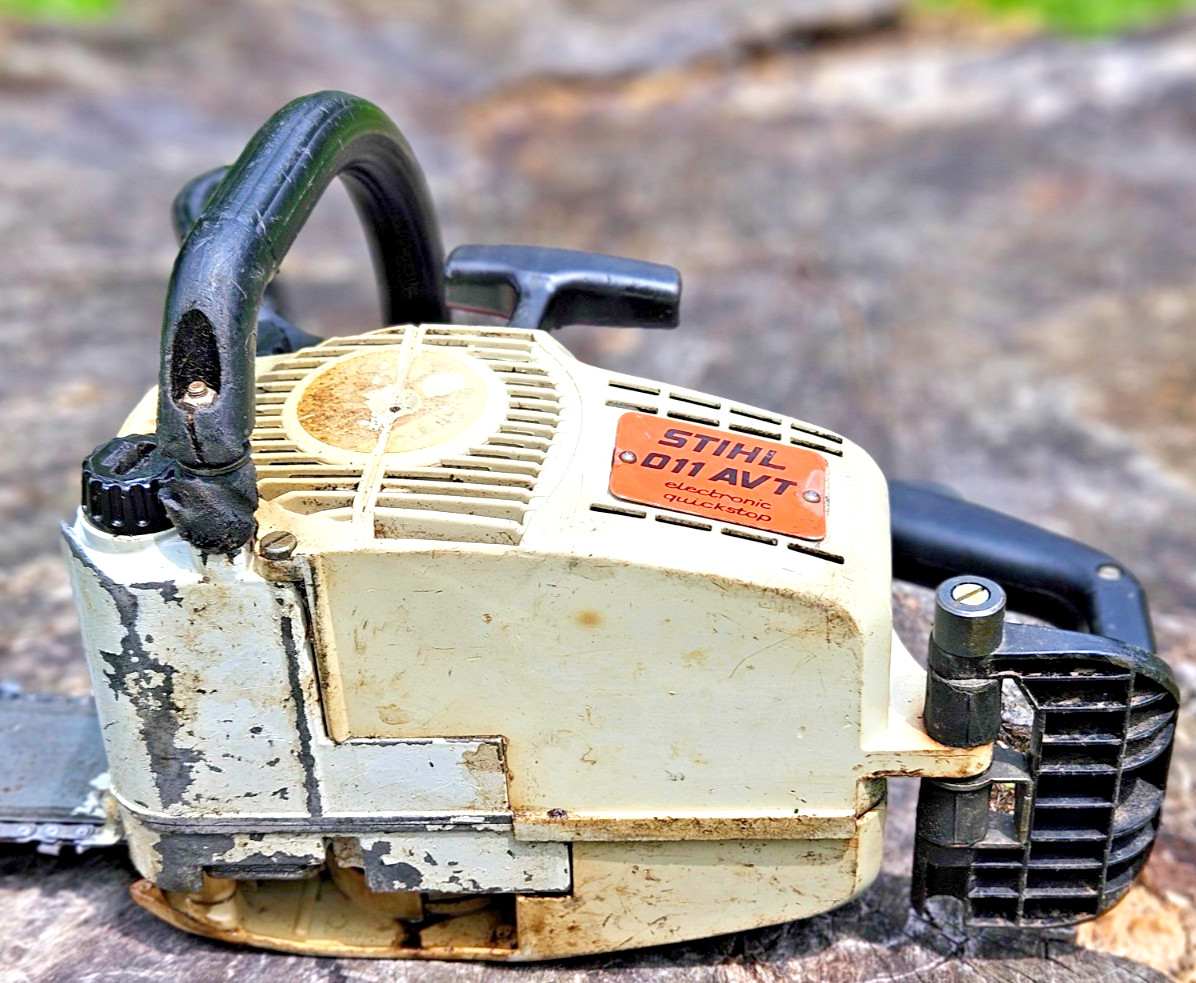 Vintage Stihl 011 AVT Electronic Quickstop Runs low compression READ description