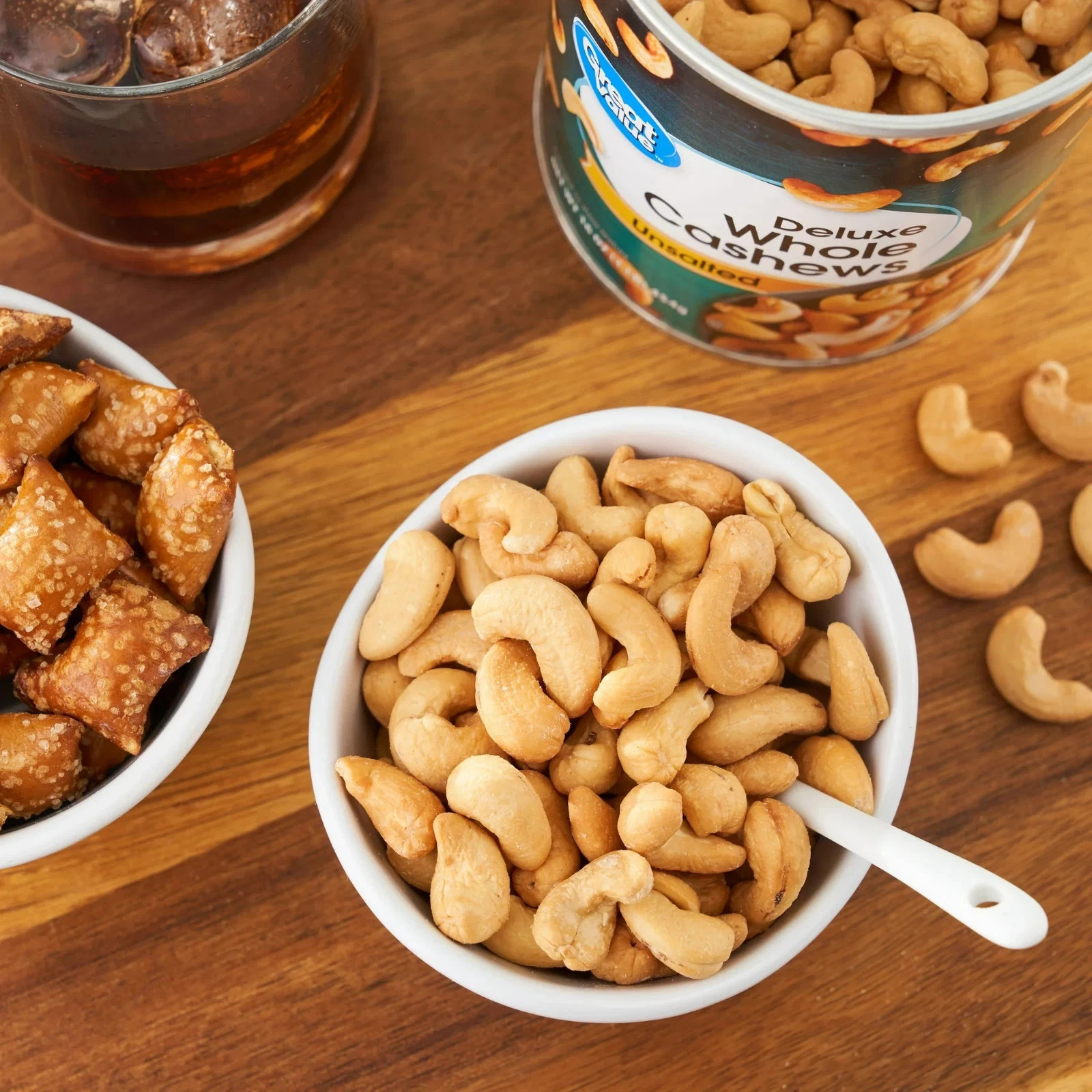 Great Value Deluxe Whole Cashews, Unsalted, 16 oz