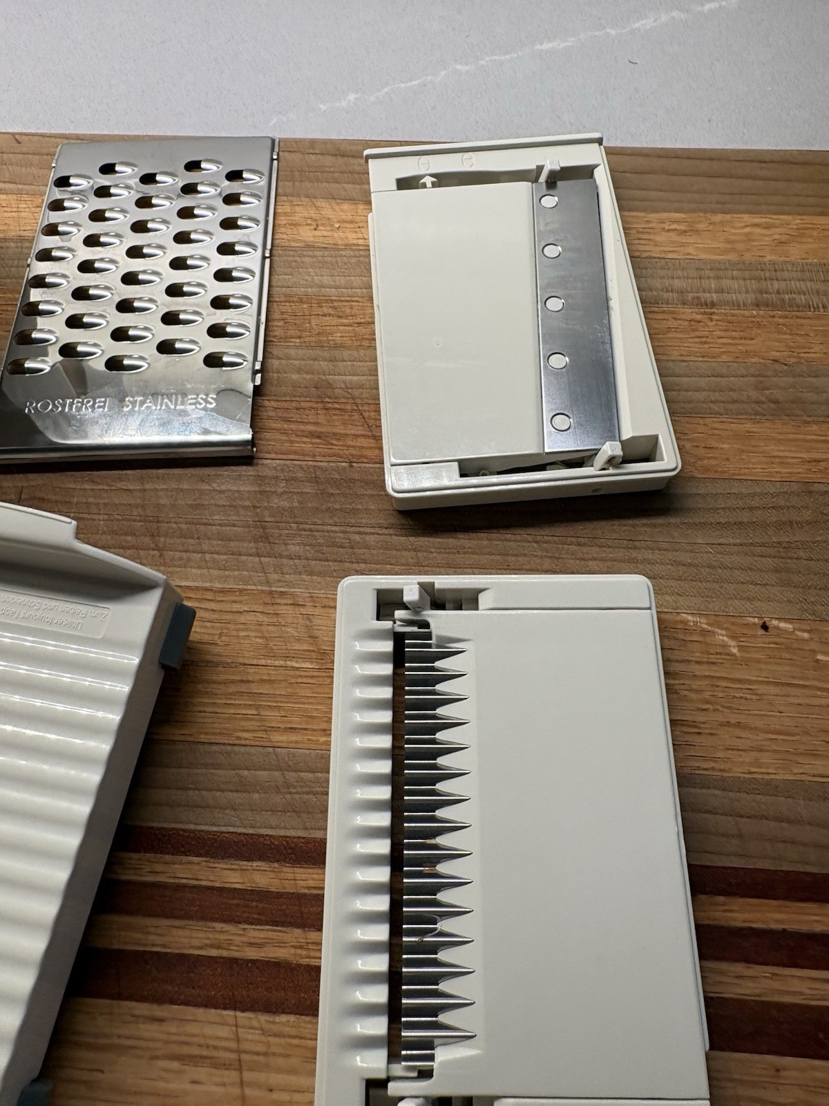 Pampered Chef Ultimate Mandoline 4 Blades Grater Slicer