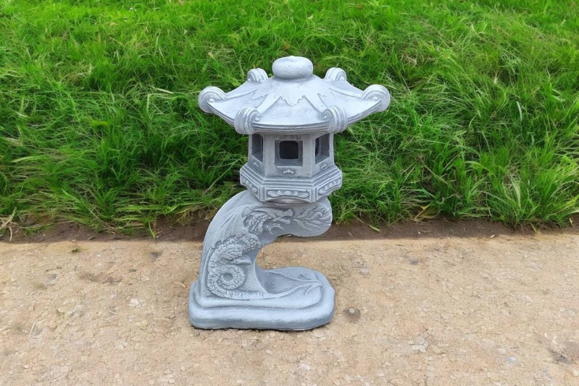 Concrete Japanese Lantern Garden Statue Outdoor Zen Decor Pagoda Sculpture