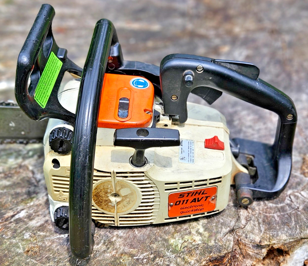 Vintage Stihl 011 AVT Electronic Quickstop Runs low compression READ description