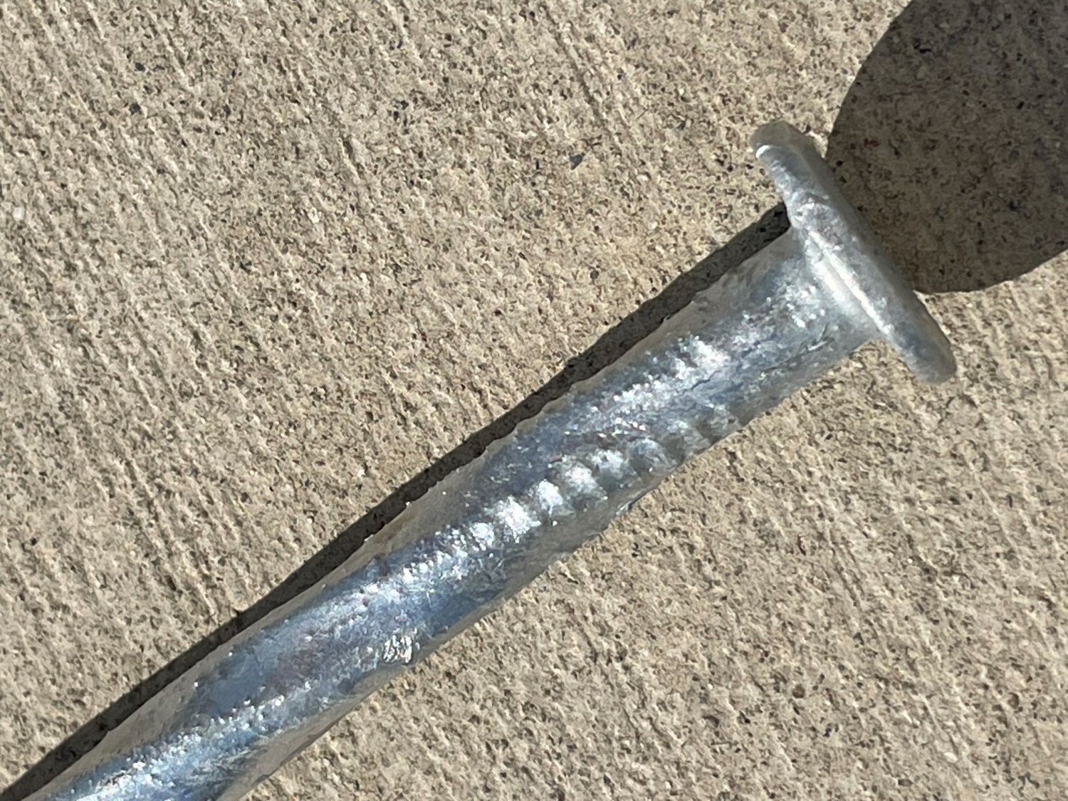12 in. Galvanized Spiral Landscape Edging Spikes – 1 Gauge Steel – Sandbaggy