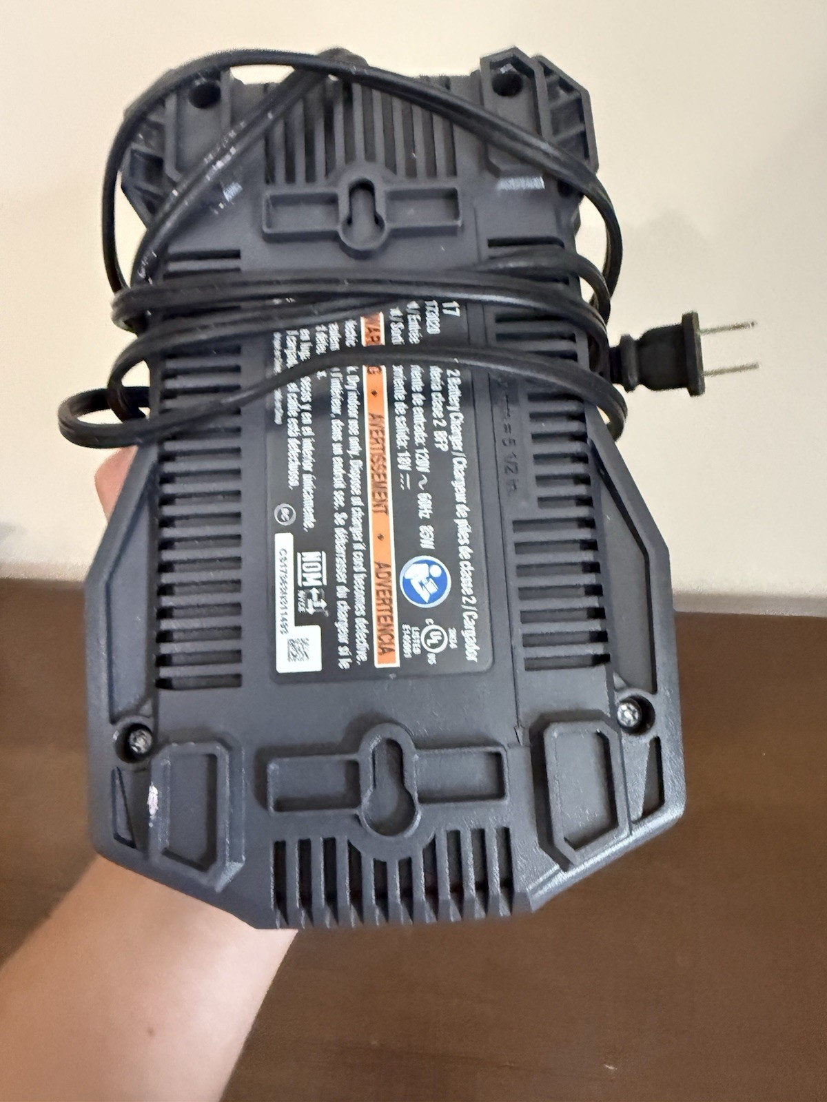 RYOBI P117 ONE+ 30 Minute INTELLIPORT 18 Volt Fast Battery Charger