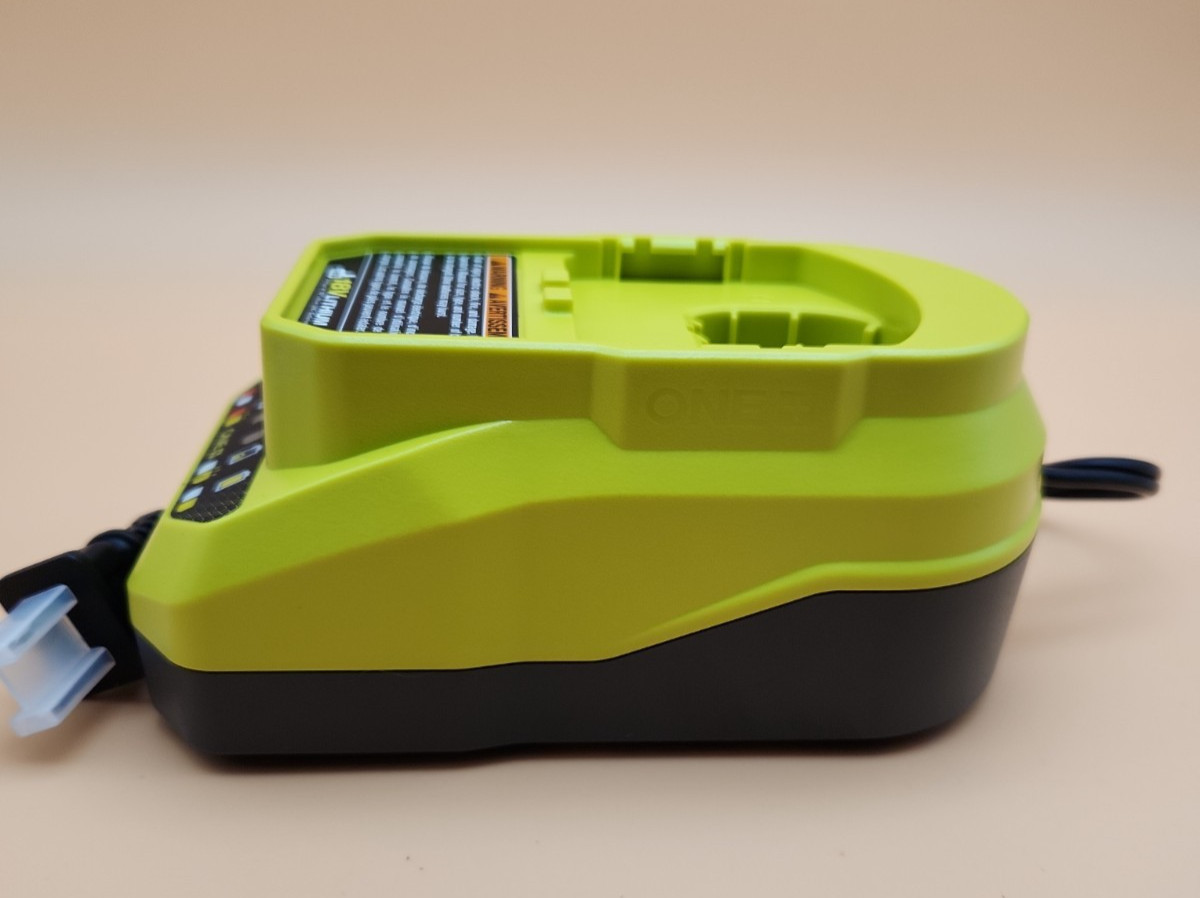 Ryobi One + 18 Volt 18V PCG002 Lithium Ion Battery Charger Li-ion Open box