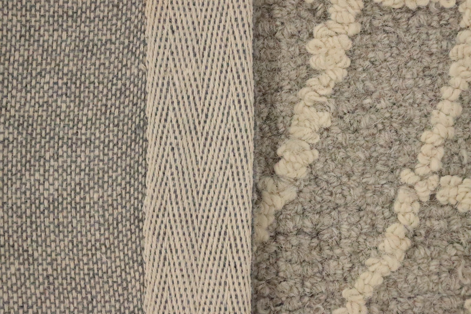 Modern Spiral Design Rug 5×7 Hand-Tufted Wool in Soft Grey Tones for Any Room