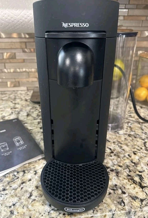 De’Longhi ENV150GYAE Espresso Machine Used 1 Month