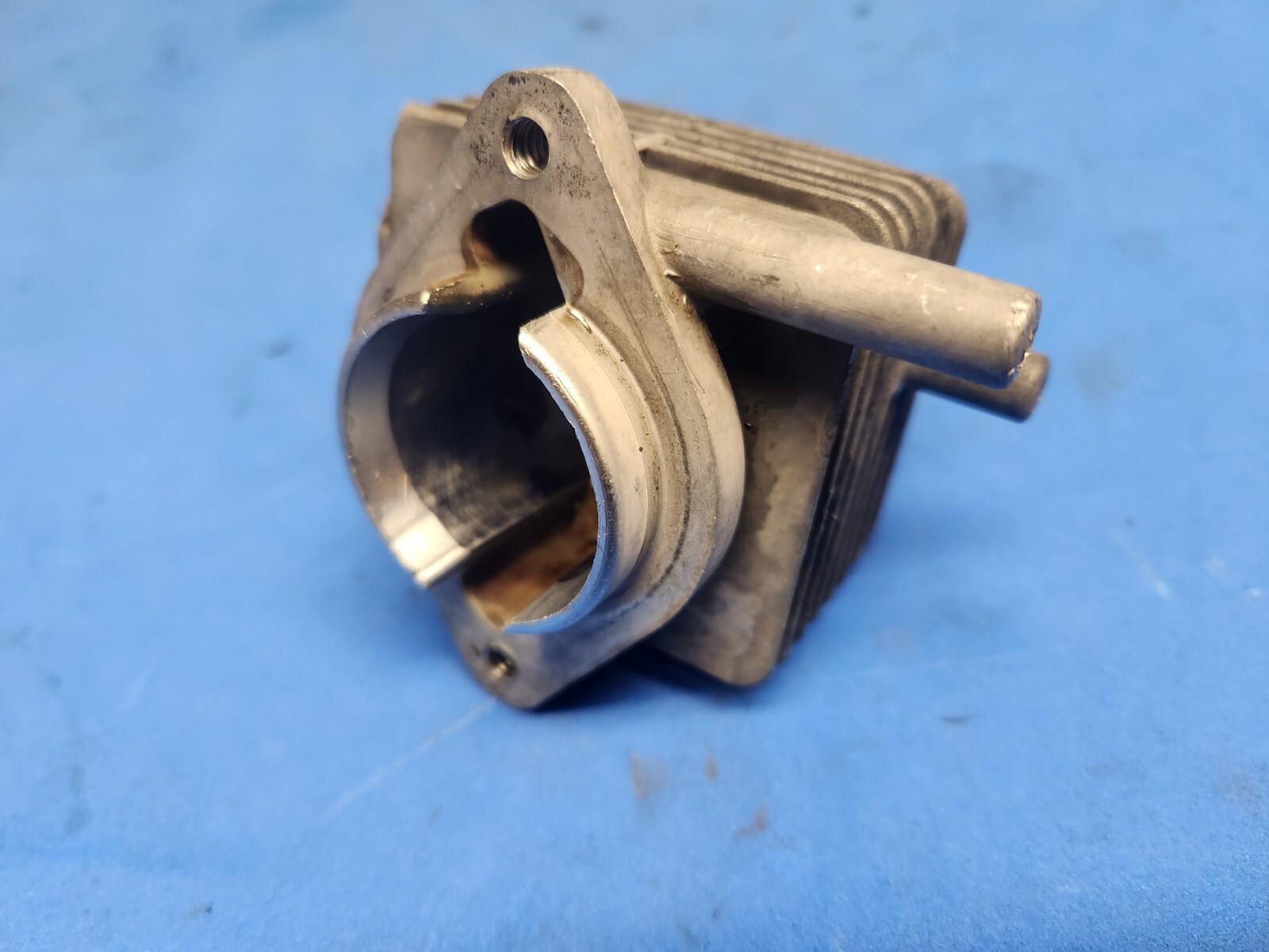 RYOBI 31cc STRING TRIMMER CYLINDER HEAD