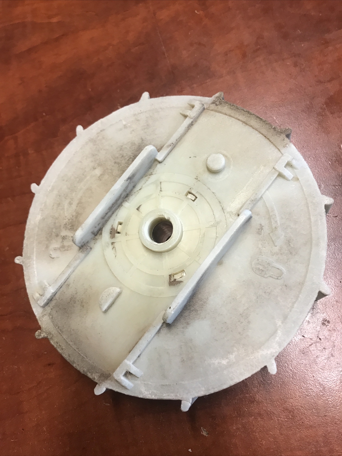 Used OEM Parts Blade Support Fan Assembly For Black&Decker MM2000 Lawnmower