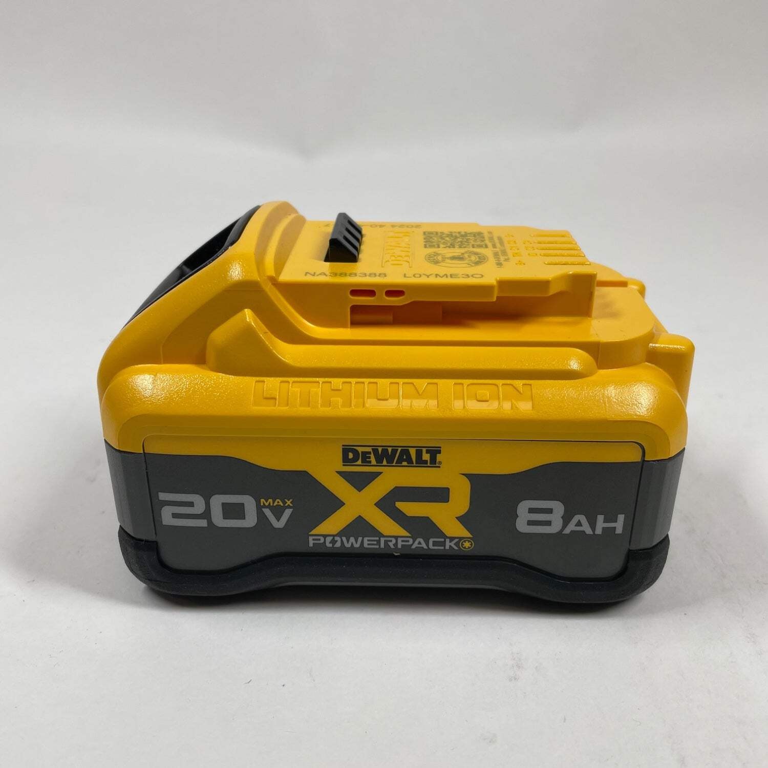 DeWalt DCB2108 20V MAX 8.0AH Lithium Ion POWERPACK Battery
