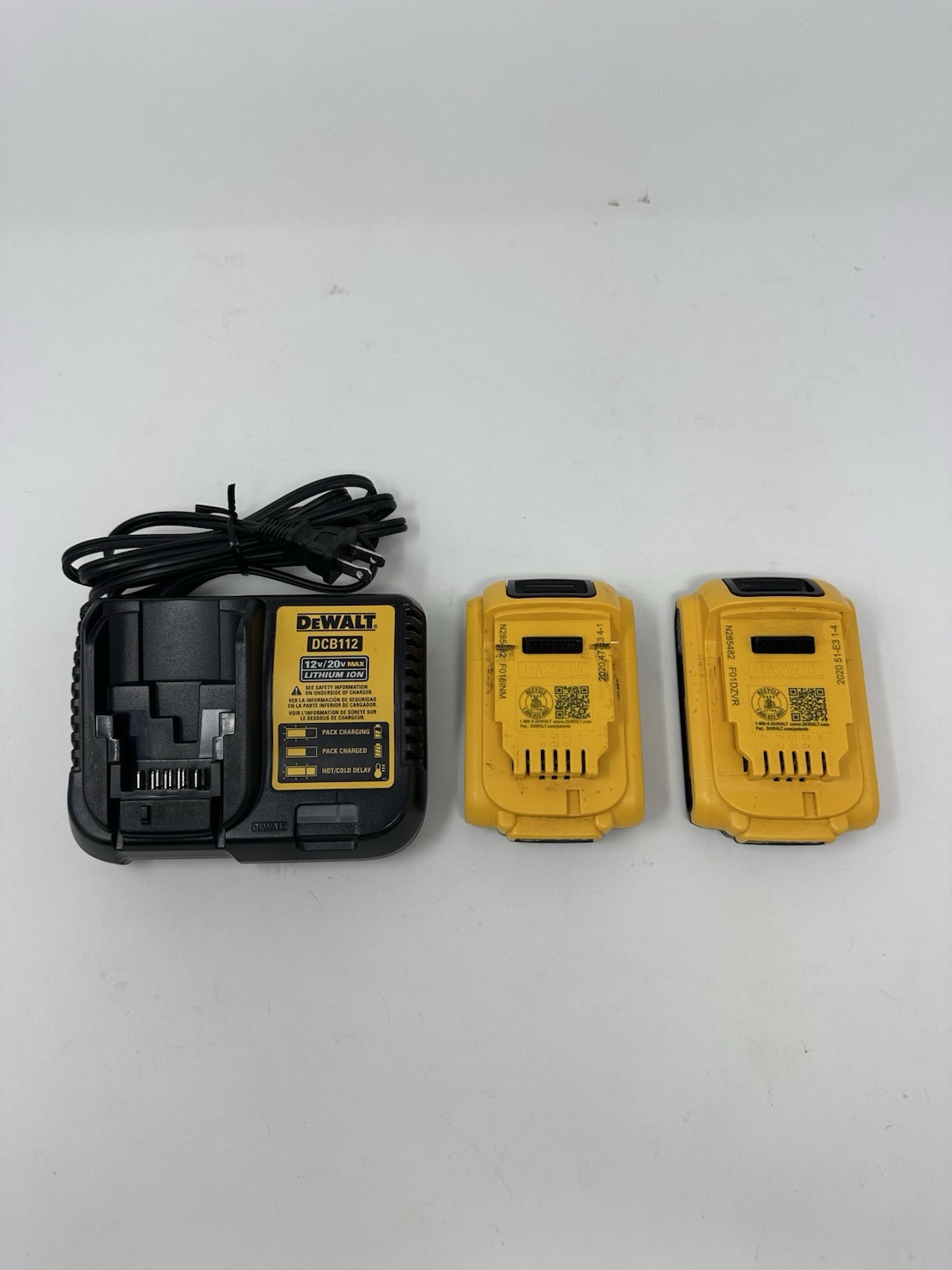 DeWALT TWO DCB203 20V MAX 2 Ah Li-Ion Batteries & DCB112 Charger for 20v used