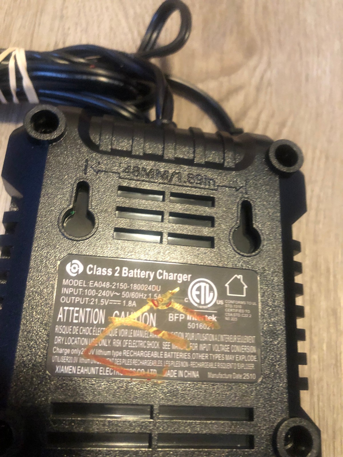 Class 2 Battery Charger Model EA048-2150-180024DU Tested Working 21.5V TESTED