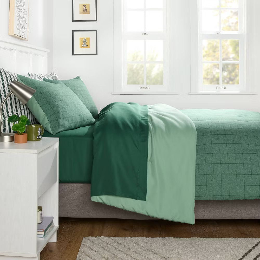 5pc Twin Comforter and Sheet Set Emerald Green – Room Essentials