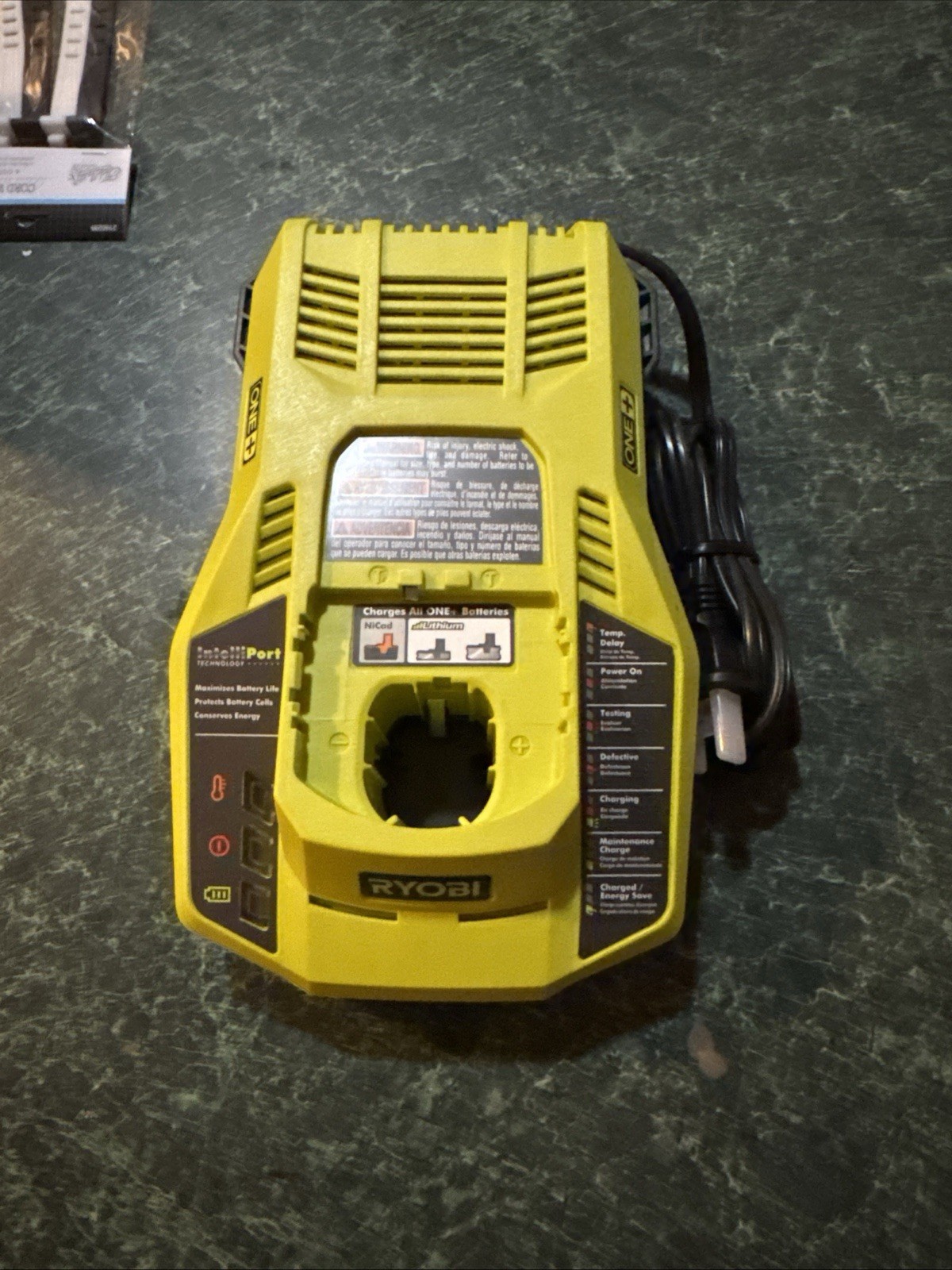 RYOBI P117 ONE+ 30 Minute INTELLIPORT 18 Volt Fast Battery Charger