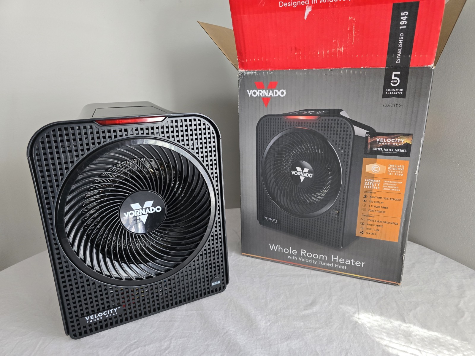 Vornado Velocity 5 Whole Room Space Heater 1500W Digital Thermostat Touch Contro