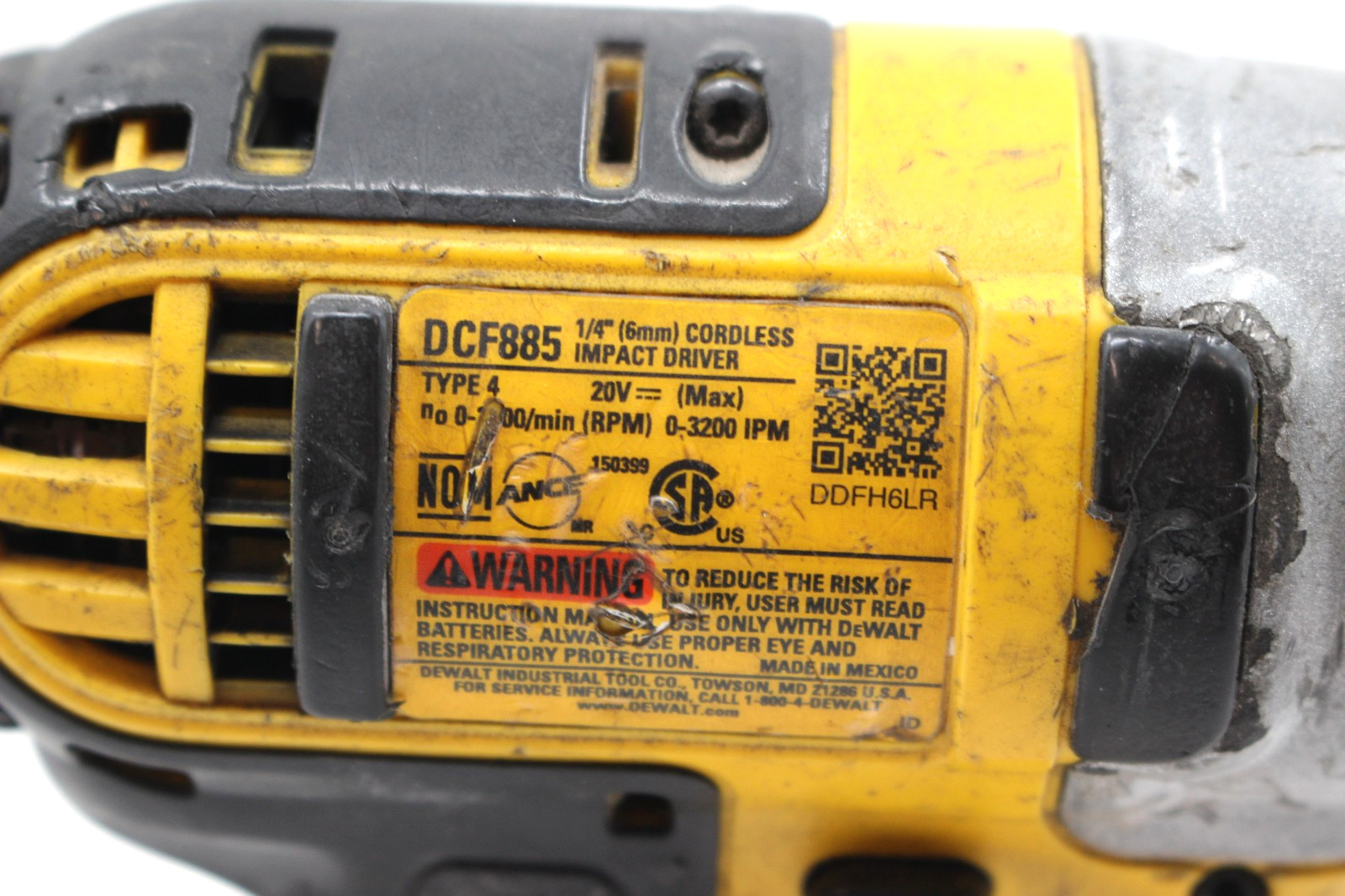 DEWALT DCF885B 20V 1/4 in. Impact Driver with 1.5 Ah Battery