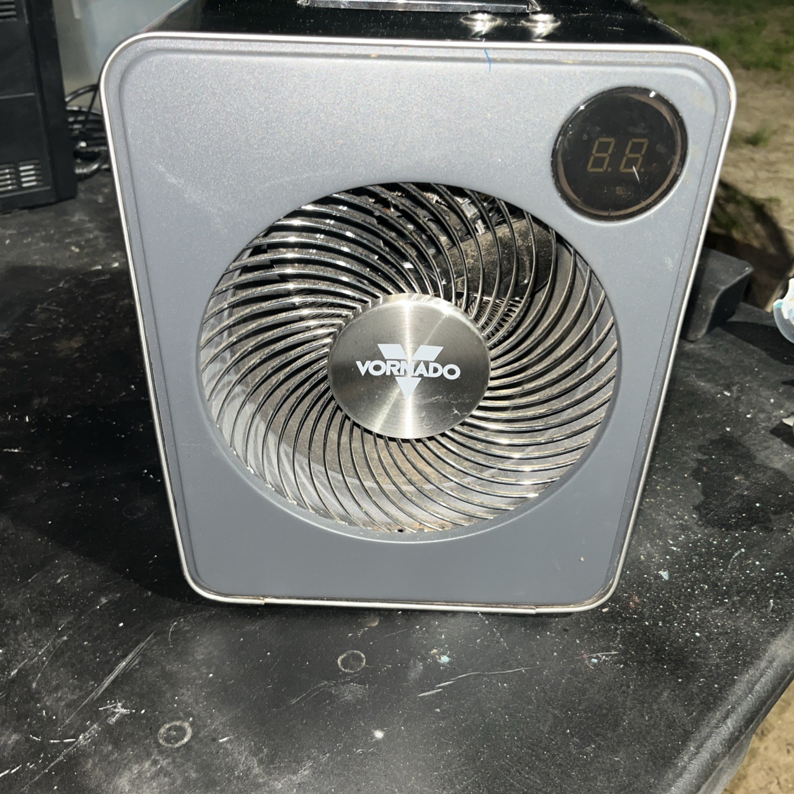 Vornado VMH600 Whole Room Stainless Steel Heater w/ Auto Climate