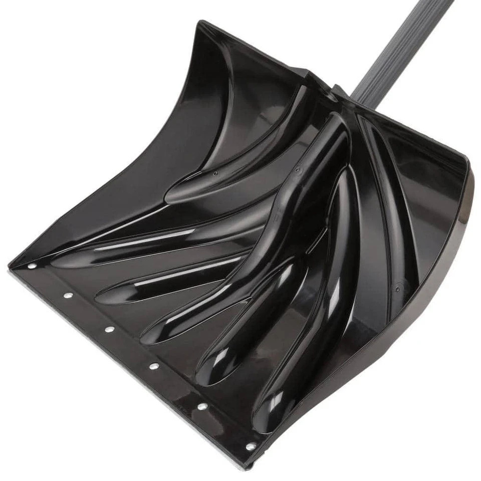 True Temper Mountain Mover Snow Shovel 18in Poly Blade Steel Handle D-Grip