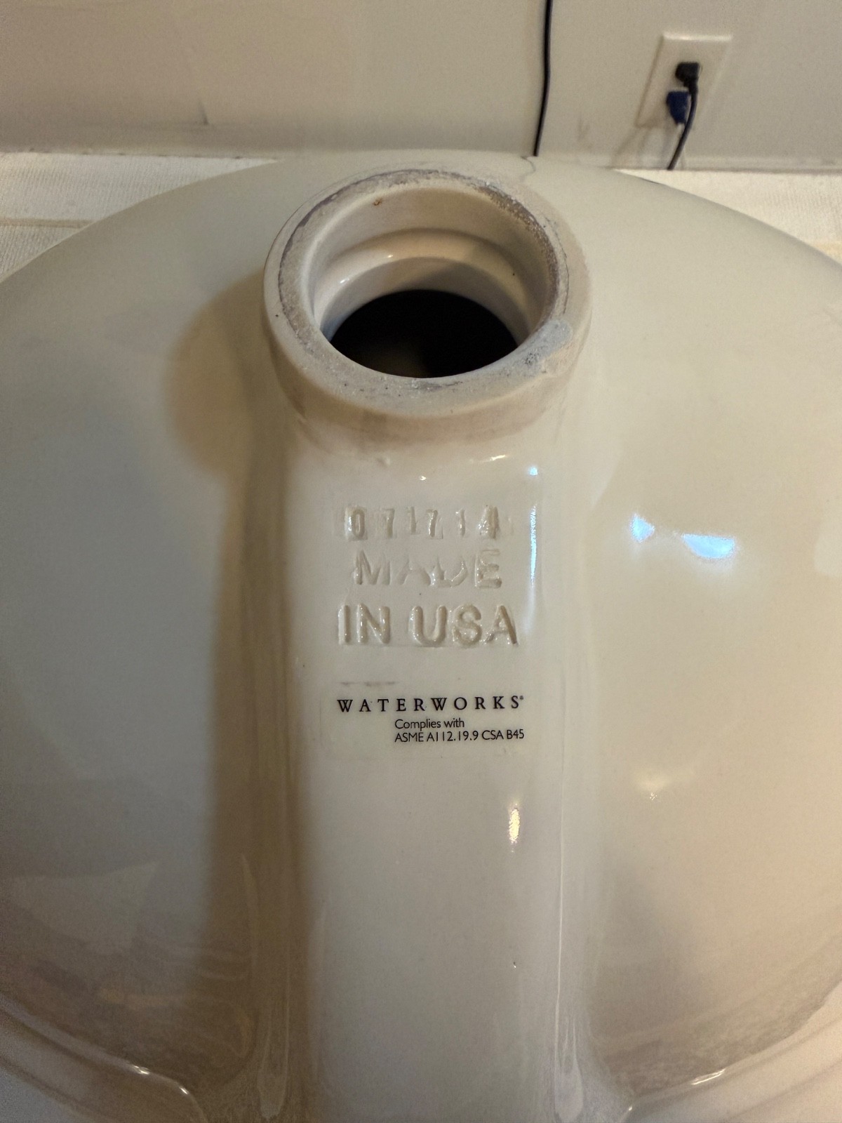 Manchester Manchester Undermount Oval Vitreous China Lavatory Sink 19 1/4″ x 15