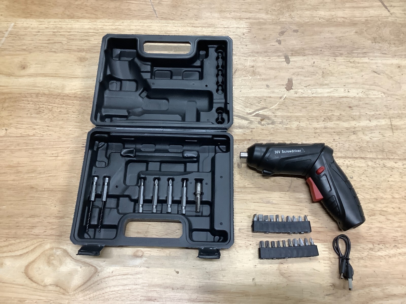NEW 3.6V SCREWDRIVER GUN KIT W/ CHARGER & CASE 27 BITS INCLUDED HOME HOBBY WORK
