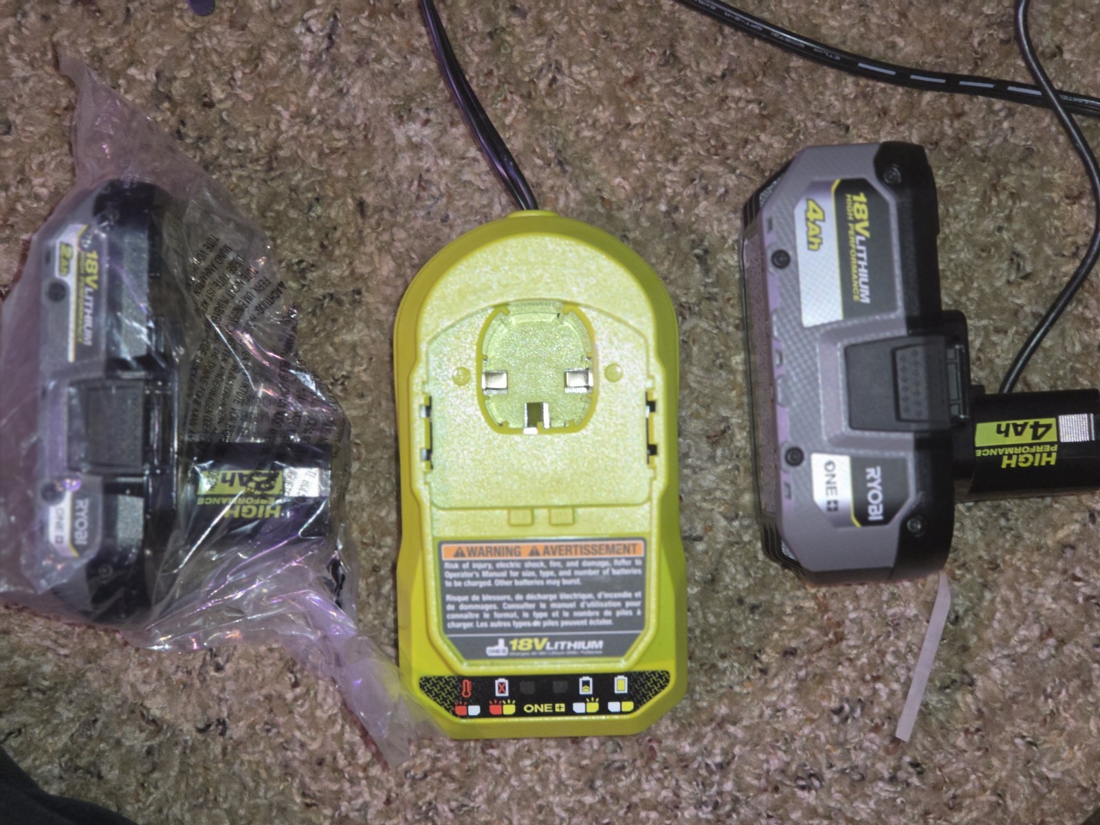 Ryobi ONE+ PBP004 18V Lithium-Ion 4.0 Ah & 18v Lithium-ion 2Ah Battery W Charger