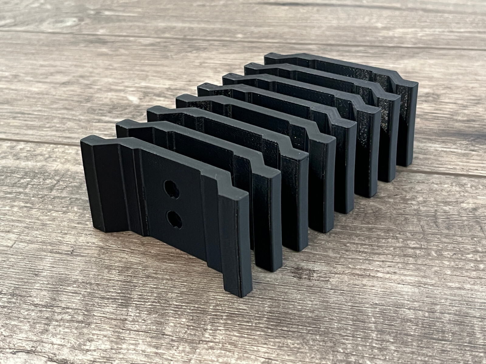 8 Pack – Battery Holder Wall Mount Shelf For EGO 56V – 3D Printed