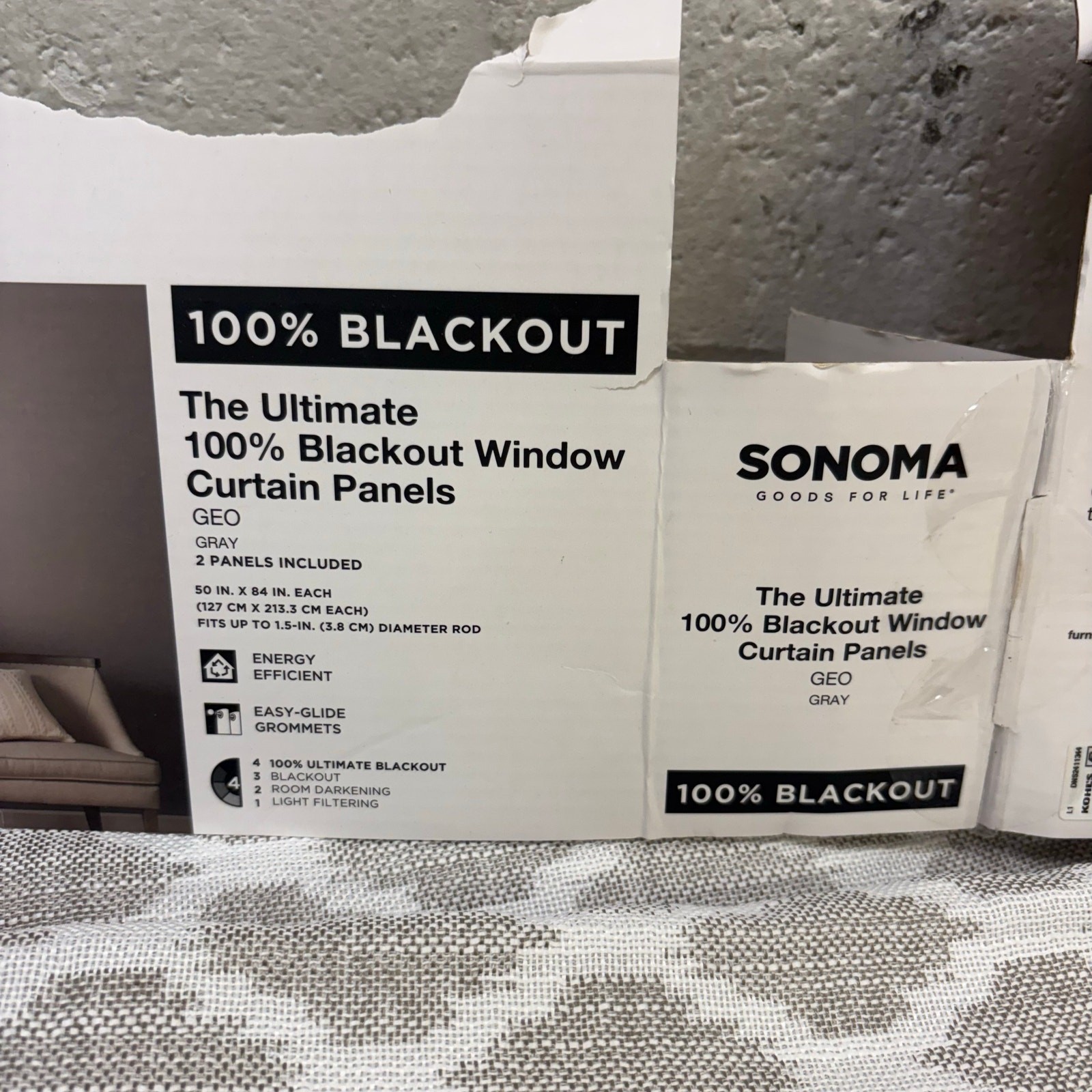 1 Panel – Sonoma Ultimate Performance Woven Geo 100% Blackout Curtain White/Gray