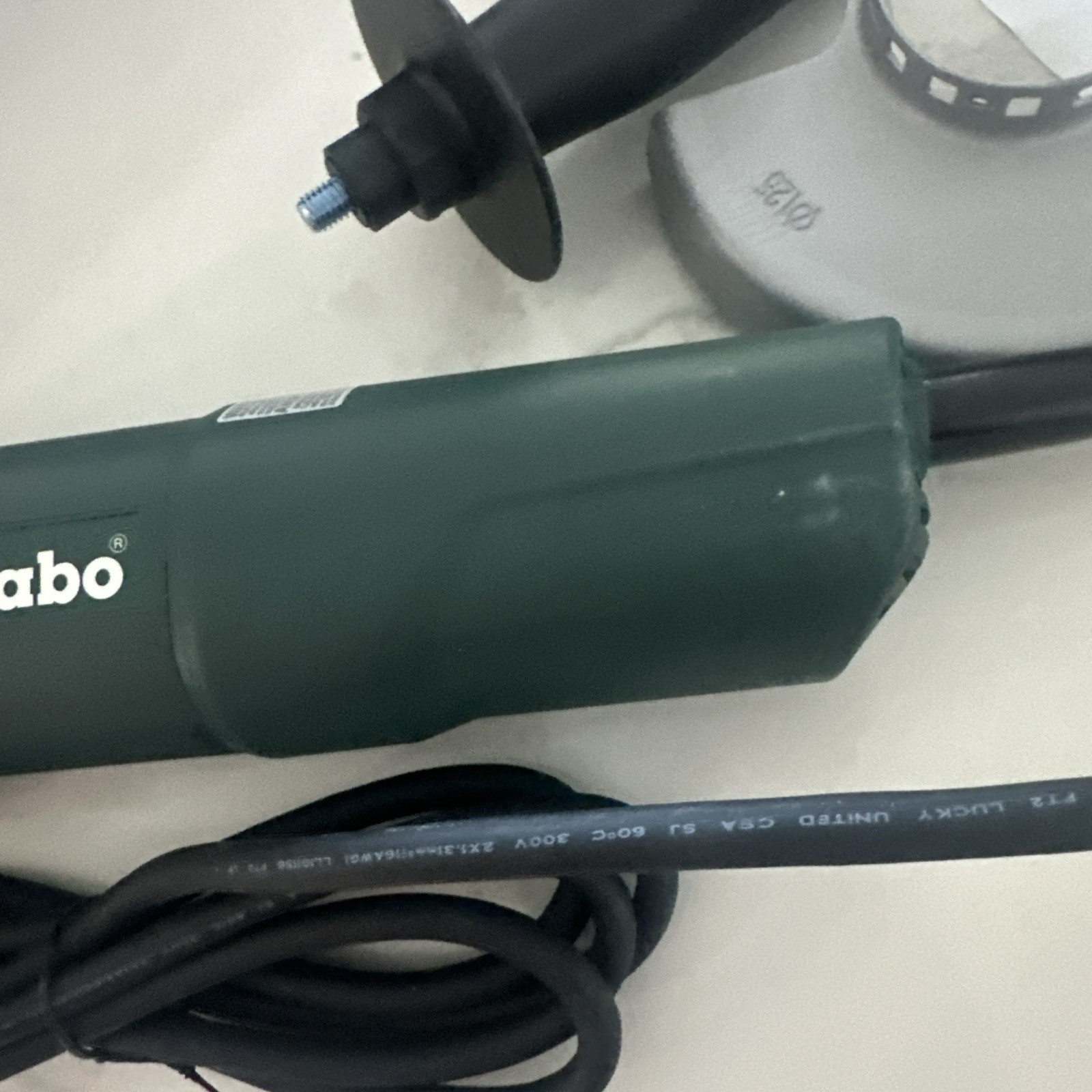 Metabo 4.5In/5In Angle Grinder – 12000 Rpm – 11.0 Amp With Lock-On – New