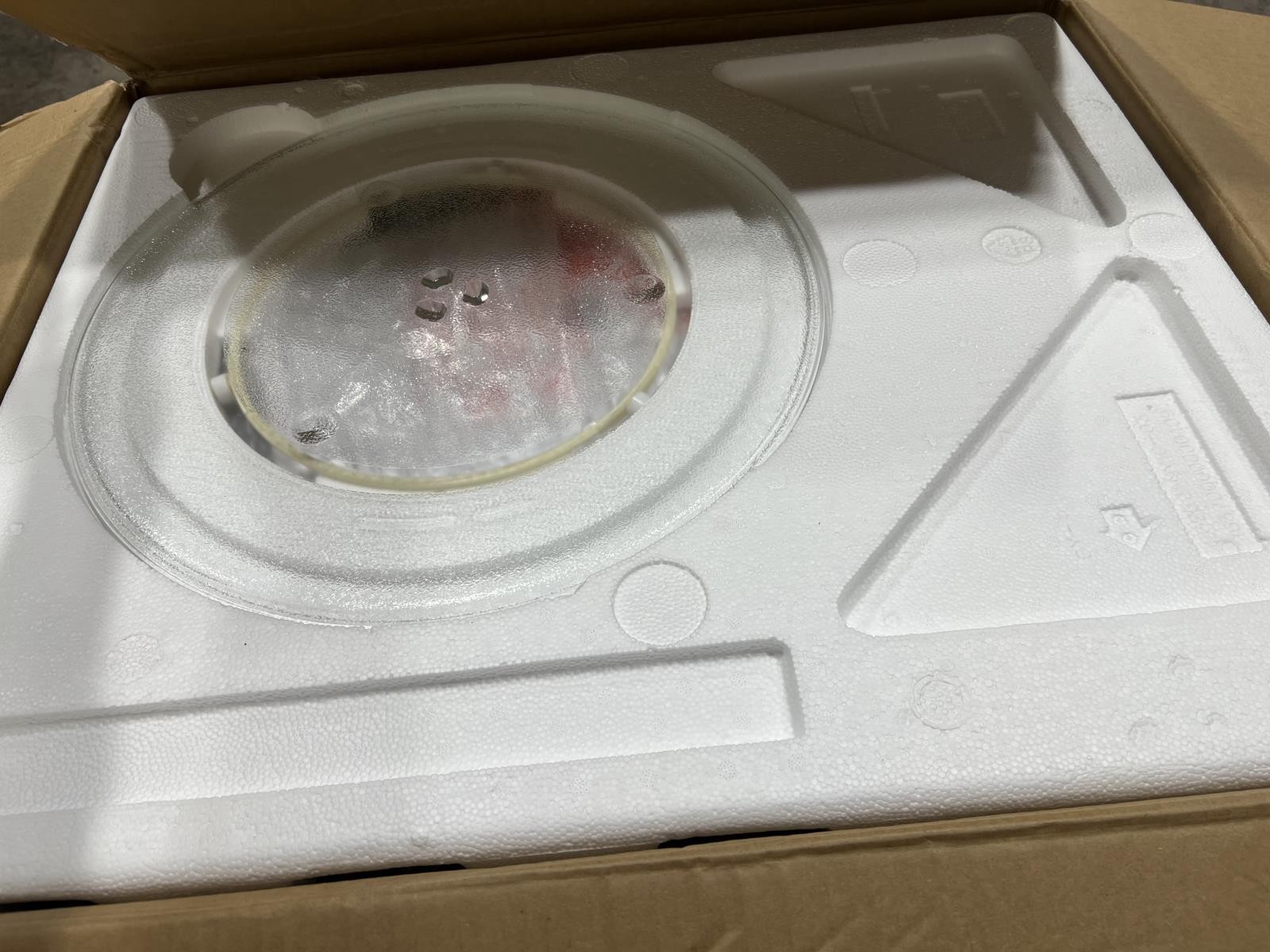 GE Profile 2.2 CU.FT 1100W Countertop Microwave Stainless Steel Built in Sensor