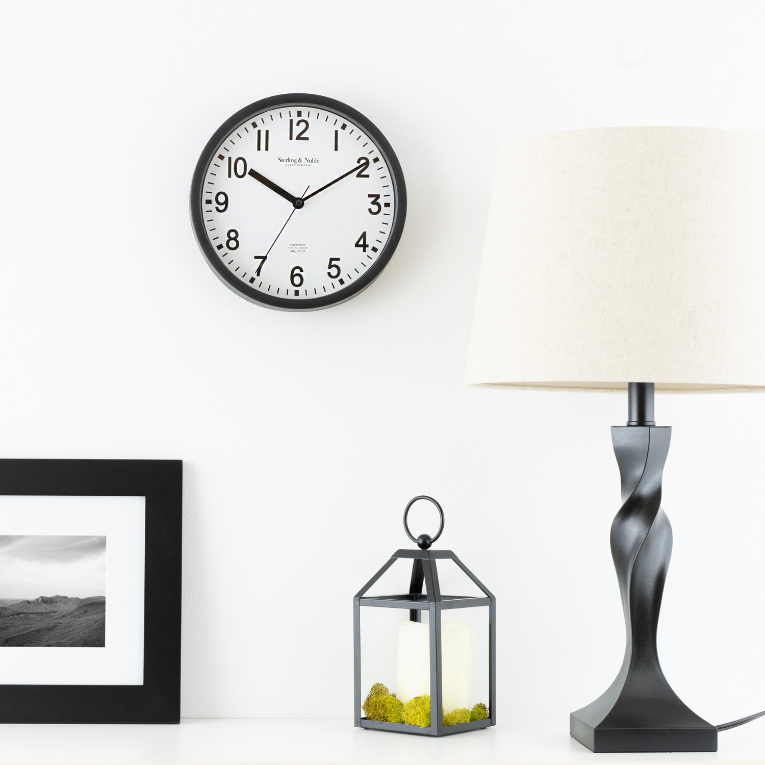 NEW 8.78″ Basic Indoor Analog Round Modern Wall Clock, Black (FAST SHIPPING)