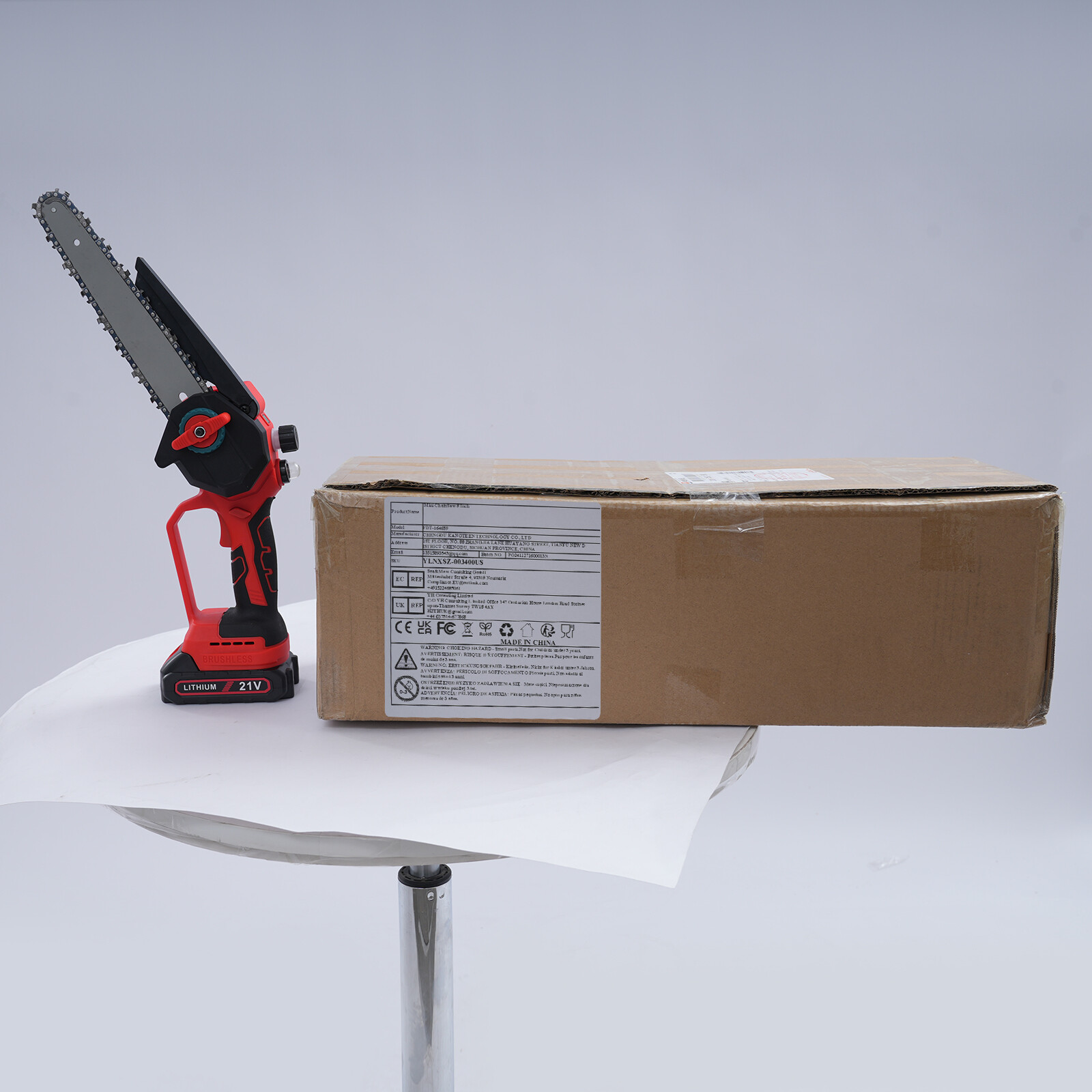 Electric Cordless Chain Saw Small Mini Handheld Chainsaw 1000W Battery Powered