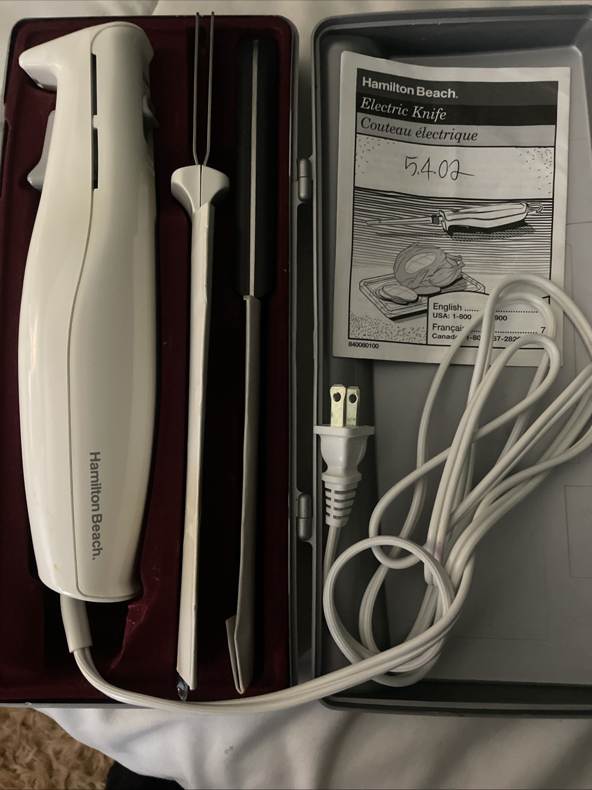 Electric Knife Set for Carving Meats, Poultry, Bread Includes Fork