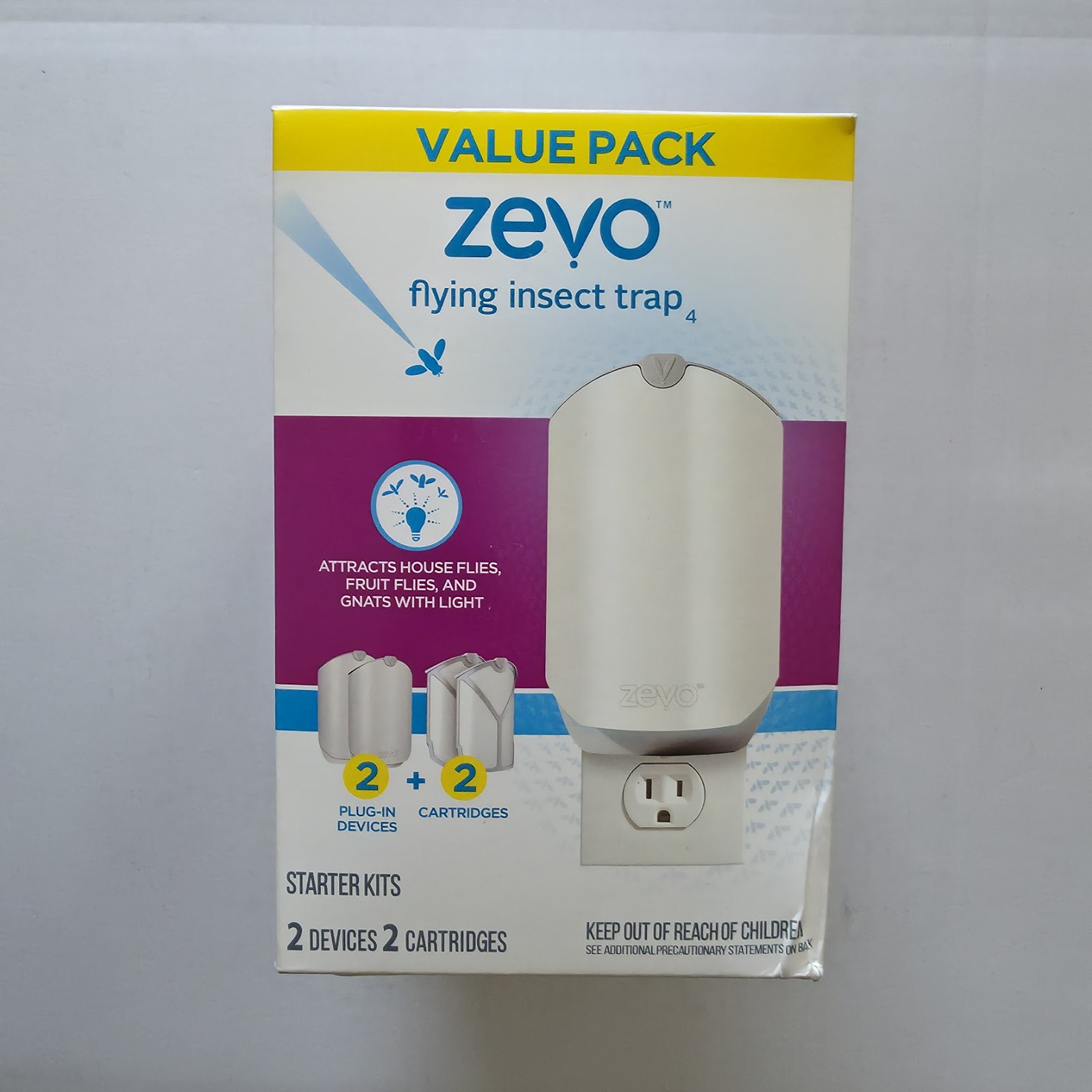 Zevo – Flying Insect Trap Value Pack – 2 Plug-in Devices + 2 Refill Cartridges