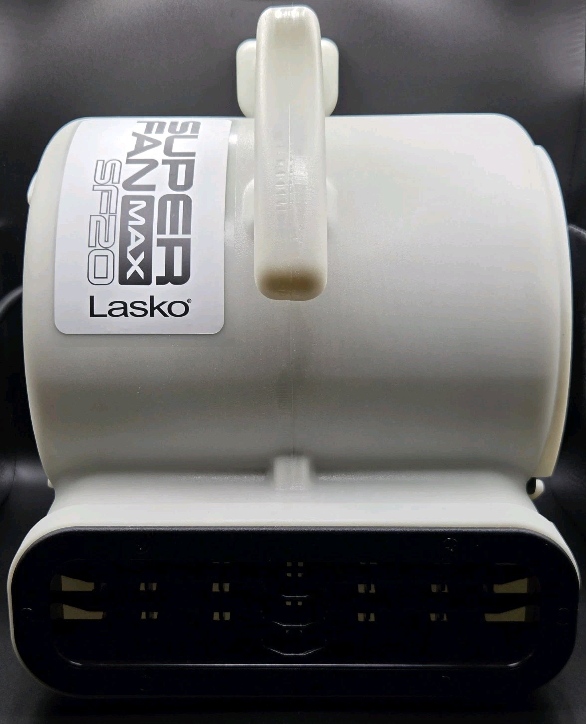 Lasko Super Fan Max Compact Air Mover SF-20-G2 – White