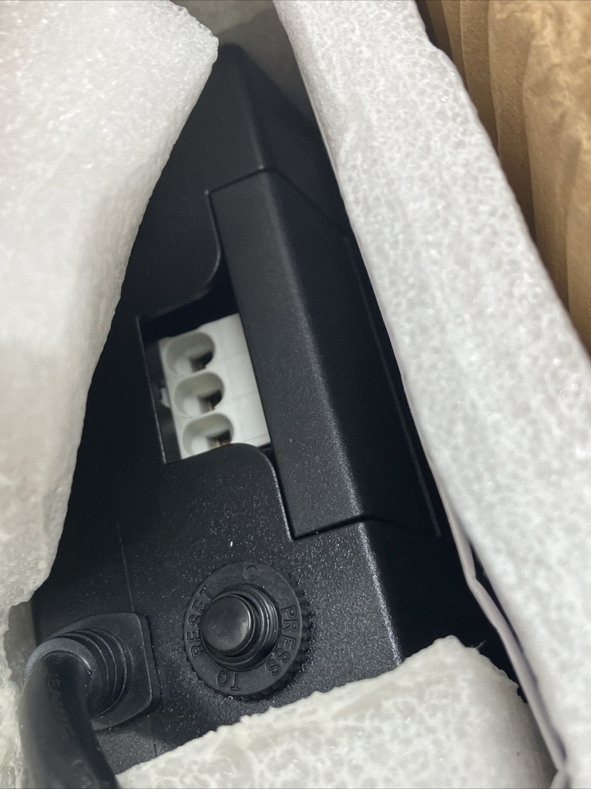 HAMPTON BAY 120W Landscape Lighting Transformer w/Dusk-to-Dawn 1011921002 NEW