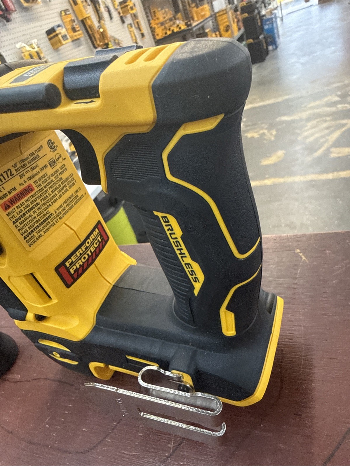 DEWALT DCH172B ATOMIC 20V MAX Cordless 5/8-in SDS+ Rotary Hammer Drill
