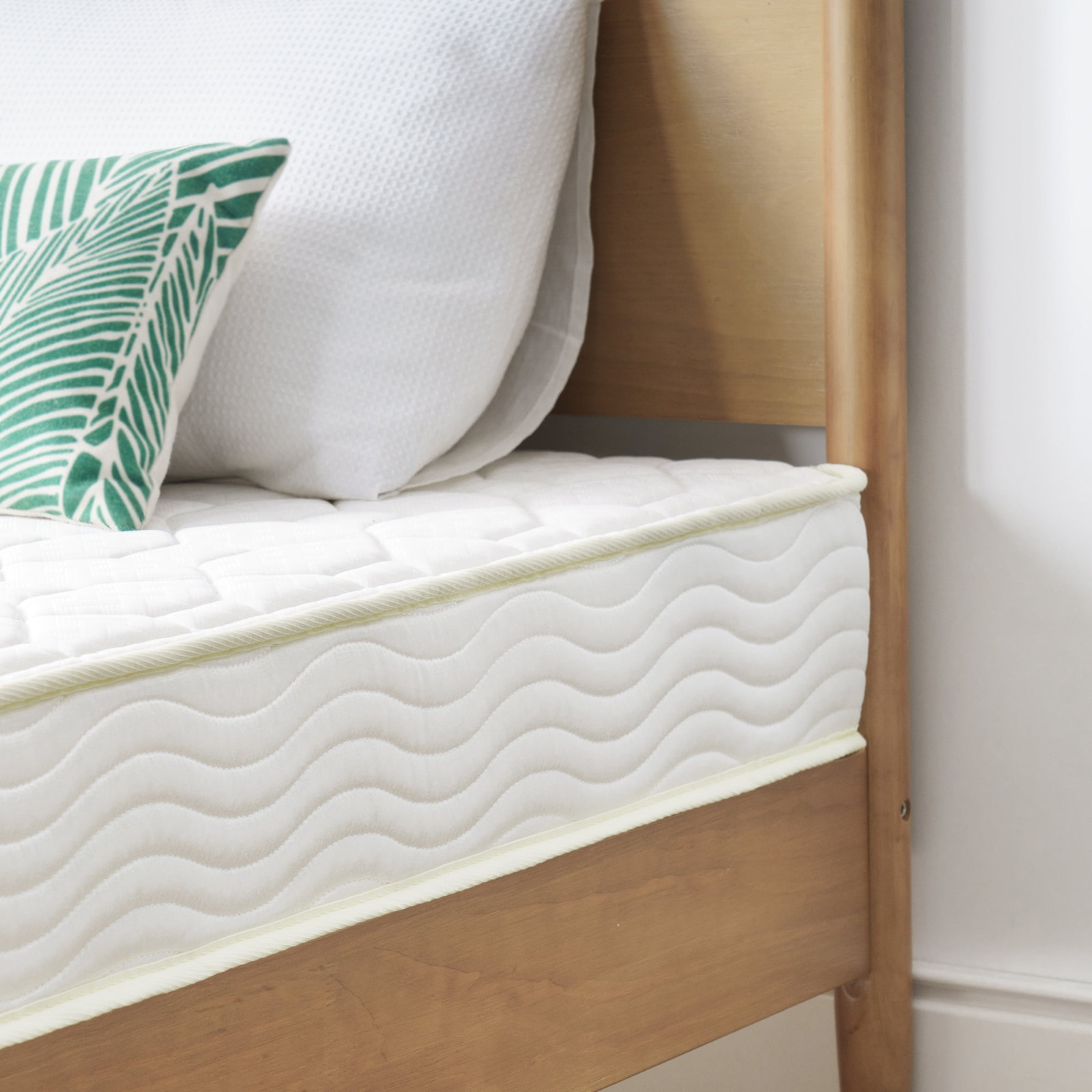 Zinus 6″ Core Comfort Tight Top Bonnell Innerspring Mattress, Twin-M116