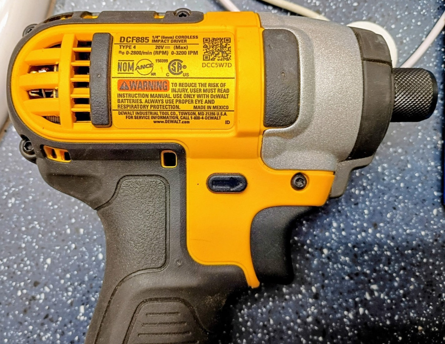 Dewalt – DCF885 – 20V Cordless 1/4″ Impact Driver 20 Volt MAX Lithium Ion – DEMO
