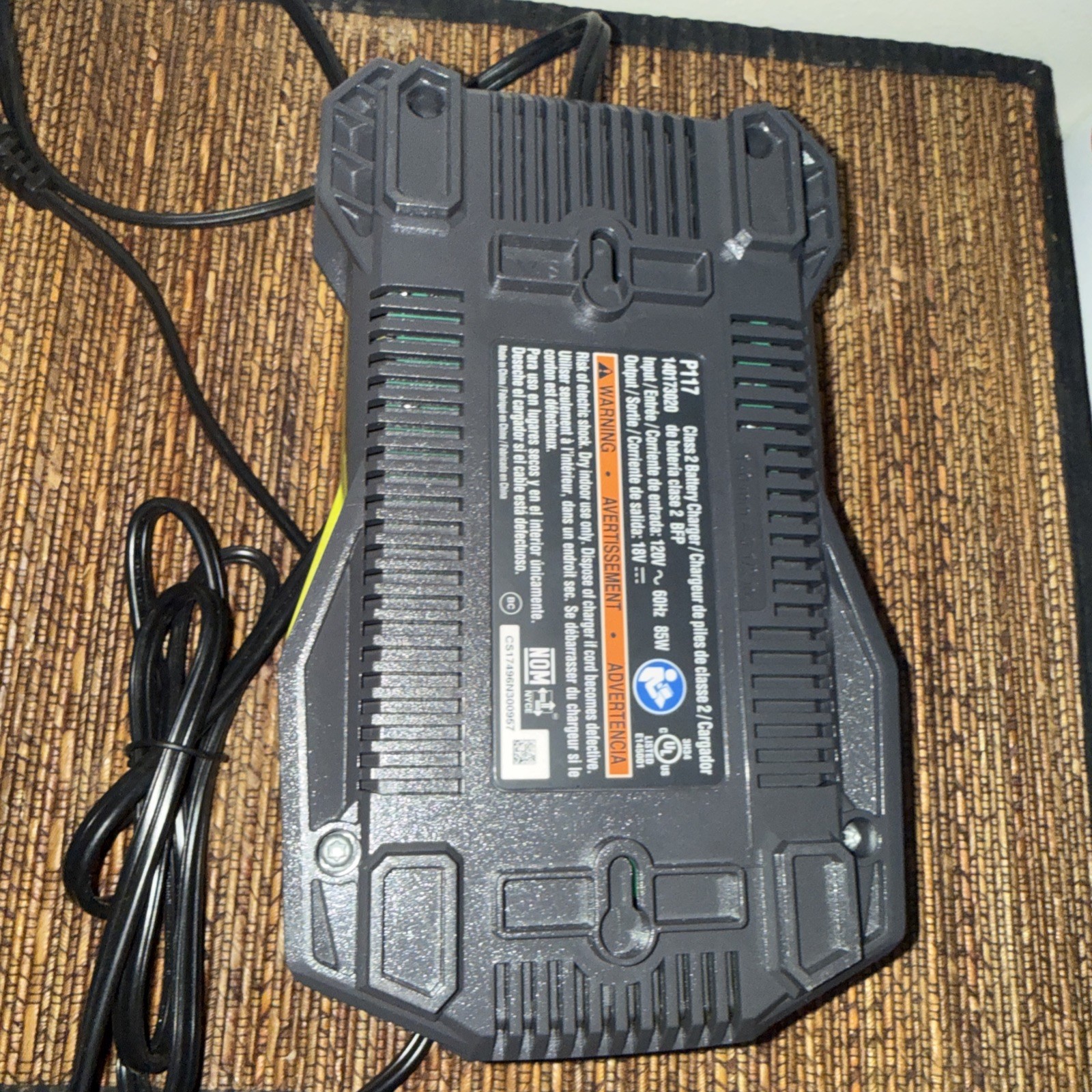 Ryobi P117 Battery Charger 18V Green ONE+ 30 Minute Fast Charge-TESTED & WORKS